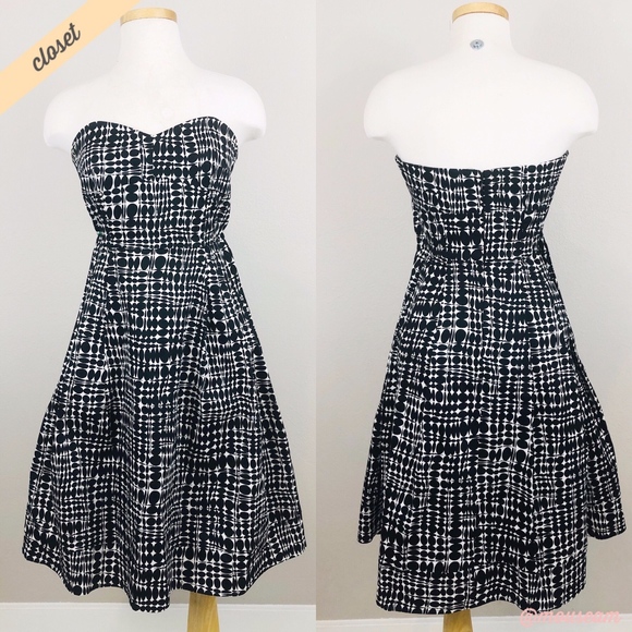 Calvin Klein Dresses & Skirts - [Calvin Klein] Black/White Strapless Dress